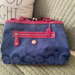 Coach shoulder bag